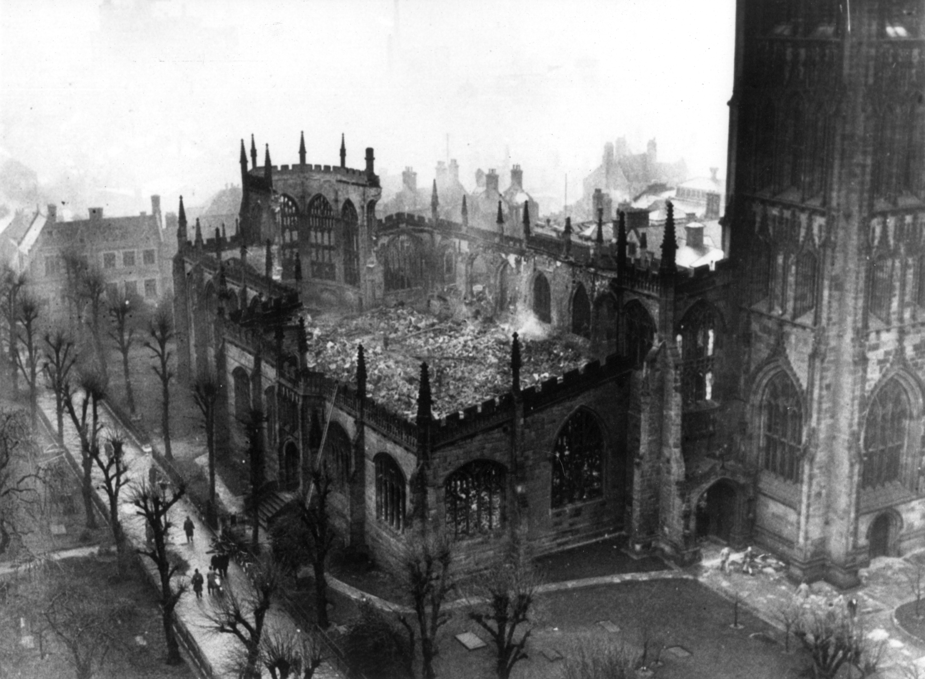 An aerial photograph of the ruined Coventry Cathedral in 1940